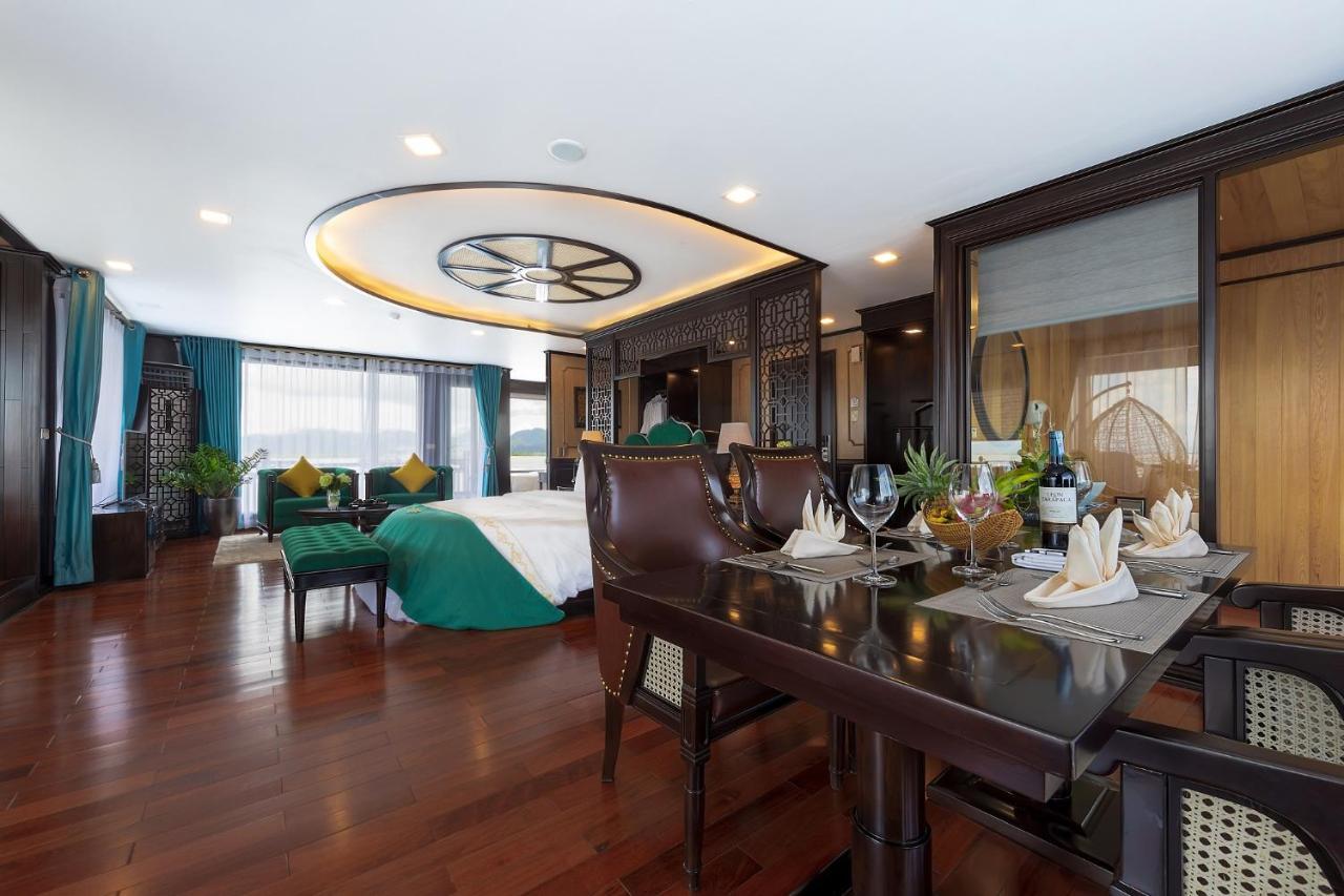 La Regina Legend Cruise Hotell Ha Long Exteriör bild