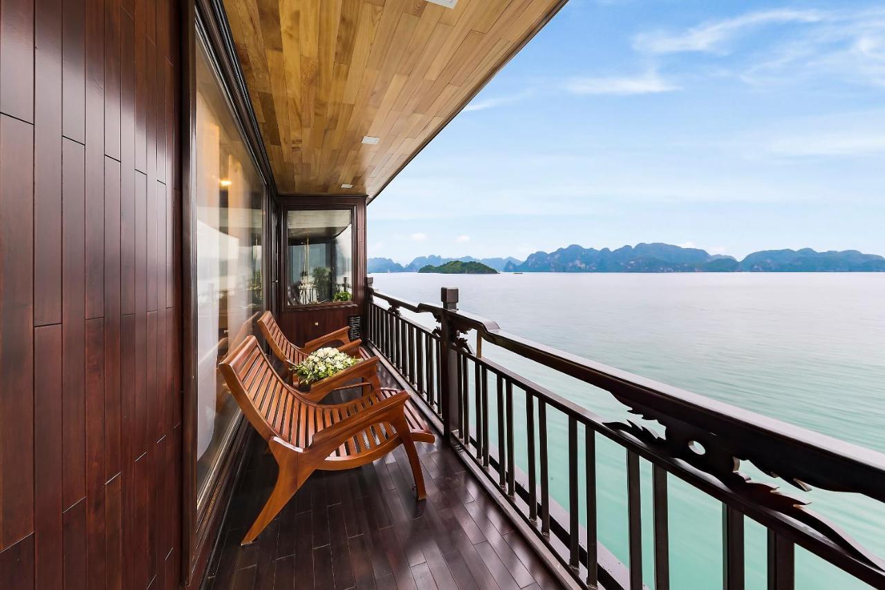 La Regina Legend Cruise Hotell Ha Long Exteriör bild