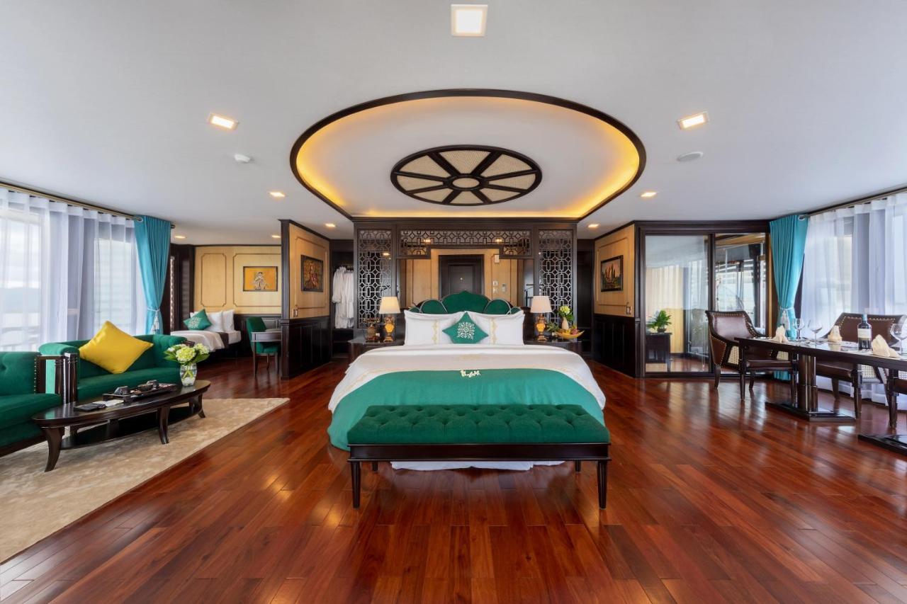 La Regina Legend Cruise Hotell Ha Long Exteriör bild